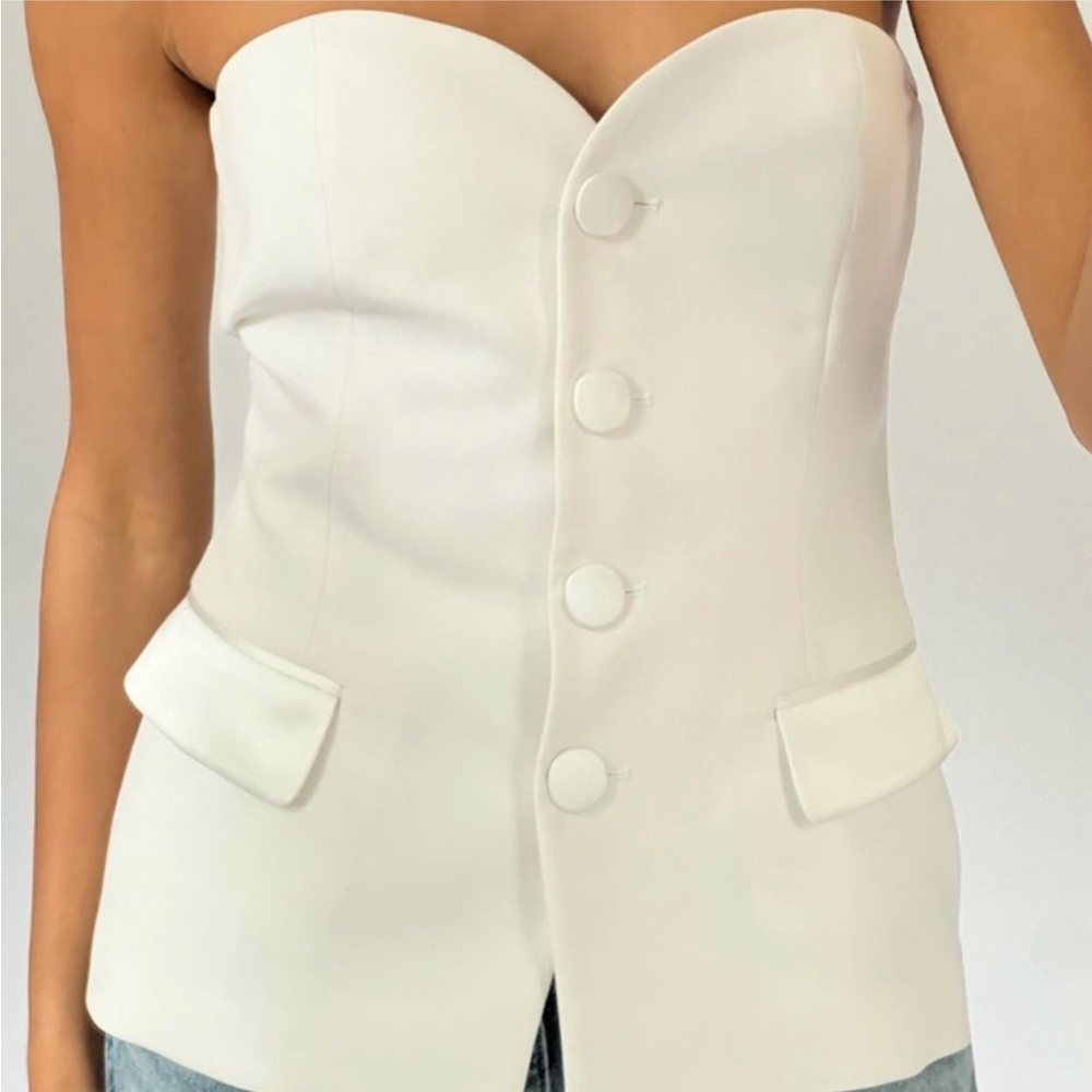 ZARA Elegant White Strapless Buttoned Top